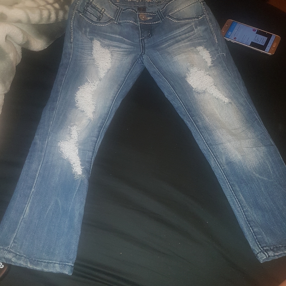 Capris - Picture 3 of 6
